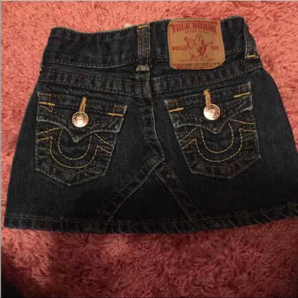 True religion shirt 2t skirt 12-18 months